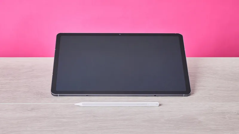 Samsung Galaxy Tab S12 planşetlərini və SmartTag 3 izləyicisini təqdim etdi
