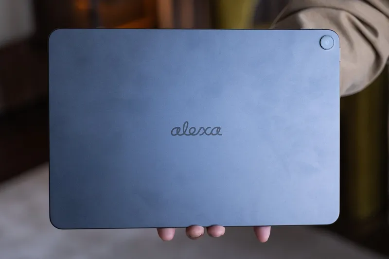 Amazon 15 ildən sonra Fire əvəzinə Alexa planşetlərini təqdim etdi